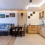 아파트 Modrzejewska *