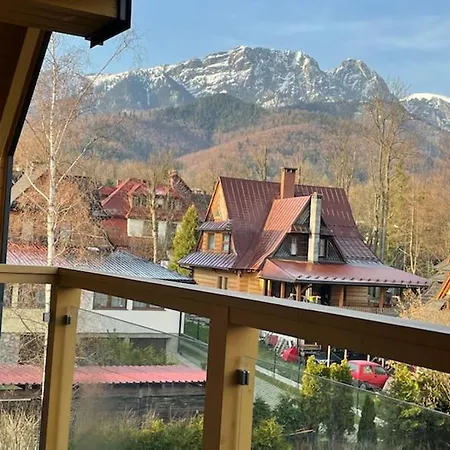 Daire Modrzejewska *