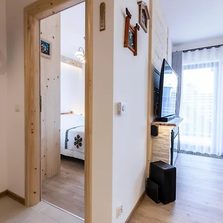 Apartment Modrzejewska *
